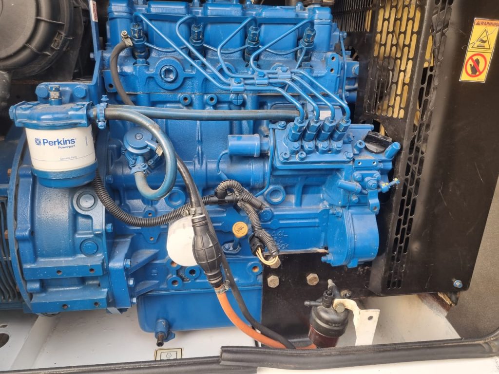 22kva FG Wilson Soundproof Diesel Generator(400 Series)