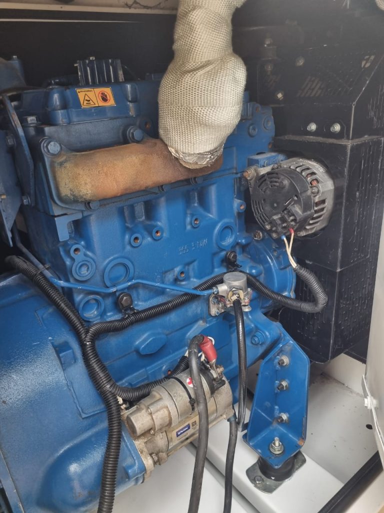 33KVA FG Wilson Soundproof Diesel Generator
