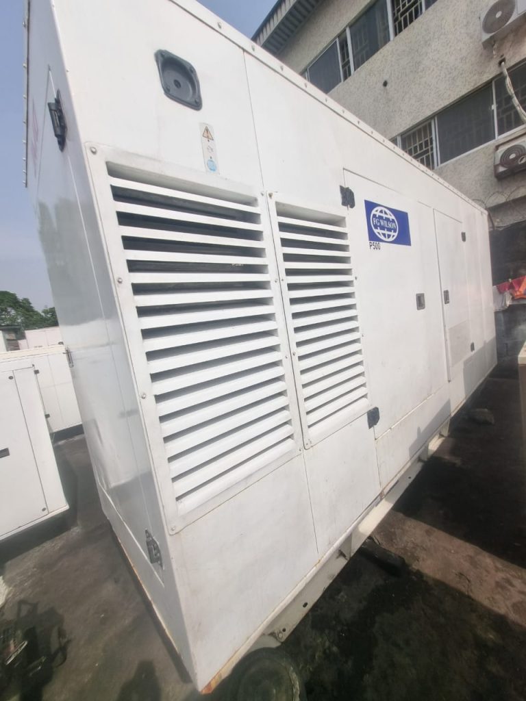 500KVA FG Wilson Soundproof Diesel Generator(2800 Series)