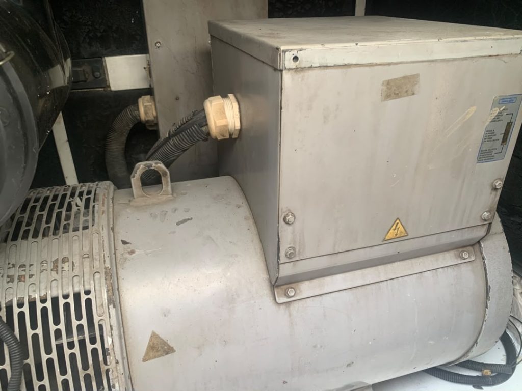 150KVA MIKANO SOUNDPROOF DIESEL GENERATOR(1,000 Series)